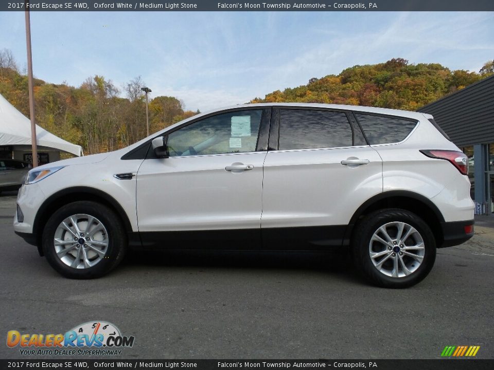 2017 Ford Escape SE 4WD Oxford White / Medium Light Stone Photo #1