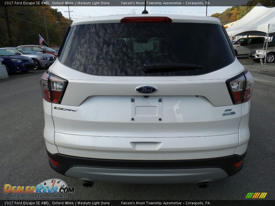 2017 Ford Escape SE 4WD Oxford White / Medium Light Stone Photo #6