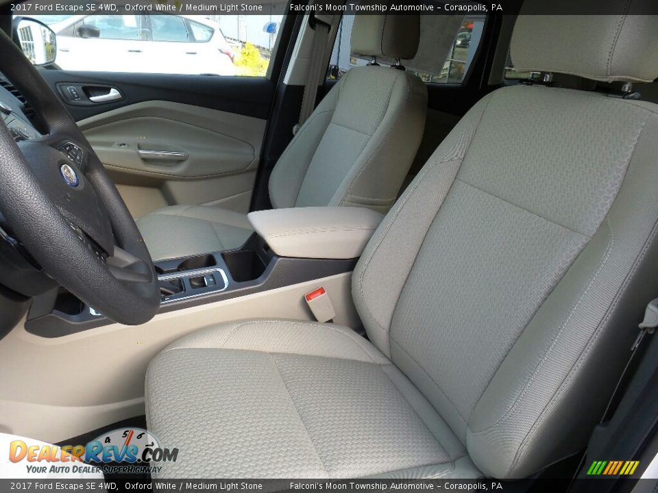 2017 Ford Escape SE 4WD Oxford White / Medium Light Stone Photo #10