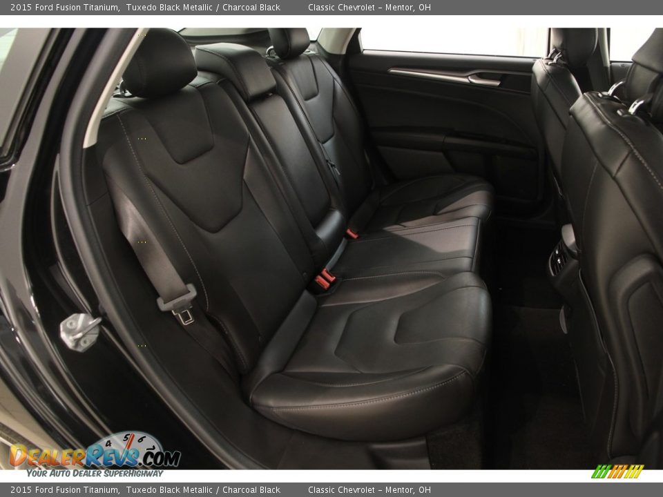 2015 Ford Fusion Titanium Tuxedo Black Metallic / Charcoal Black Photo #16