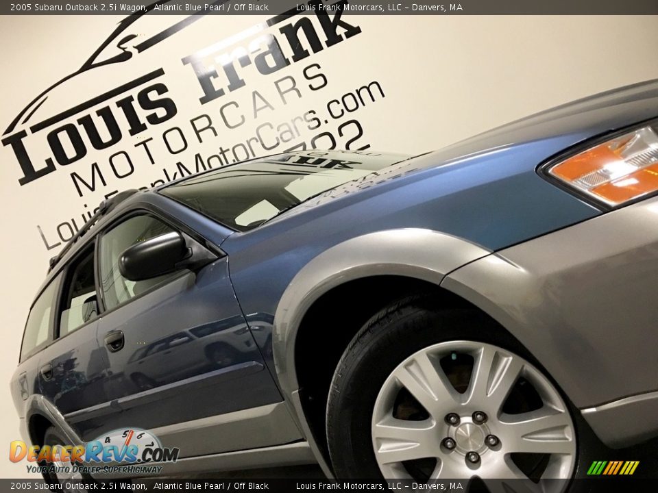 2005 Subaru Outback 2.5i Wagon Atlantic Blue Pearl / Off Black Photo #15