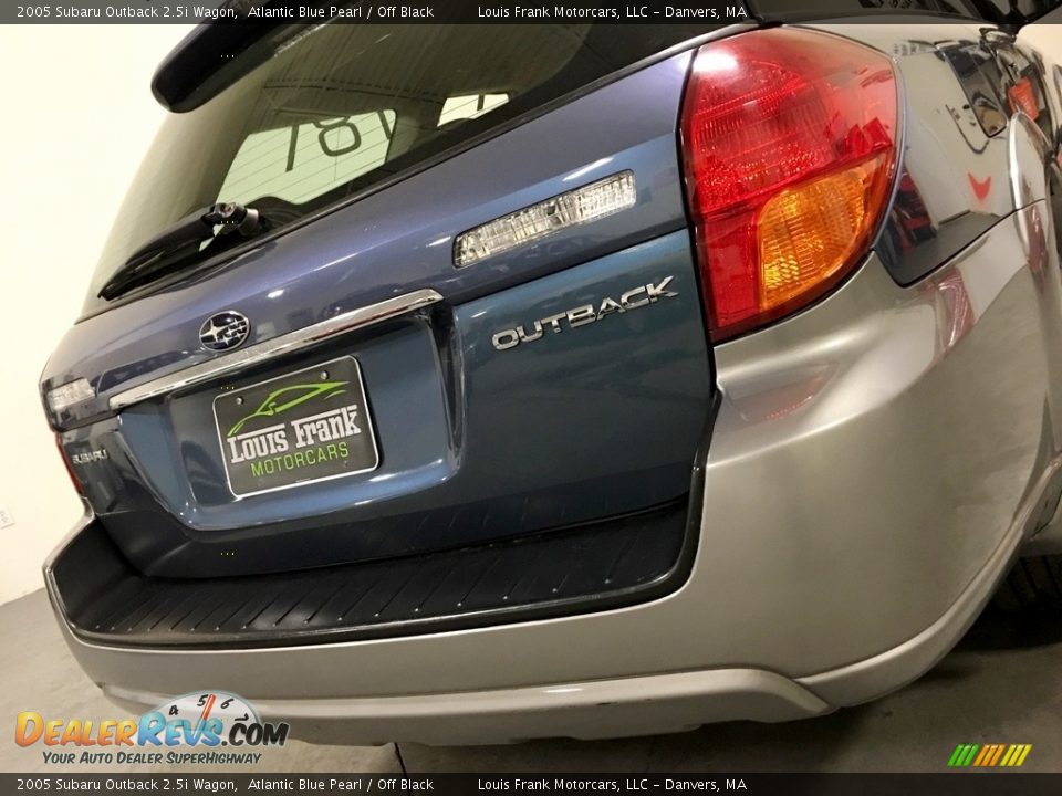 2005 Subaru Outback 2.5i Wagon Atlantic Blue Pearl / Off Black Photo #20