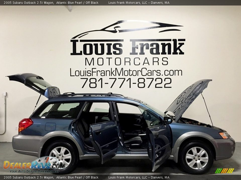 2005 Subaru Outback 2.5i Wagon Atlantic Blue Pearl / Off Black Photo #35