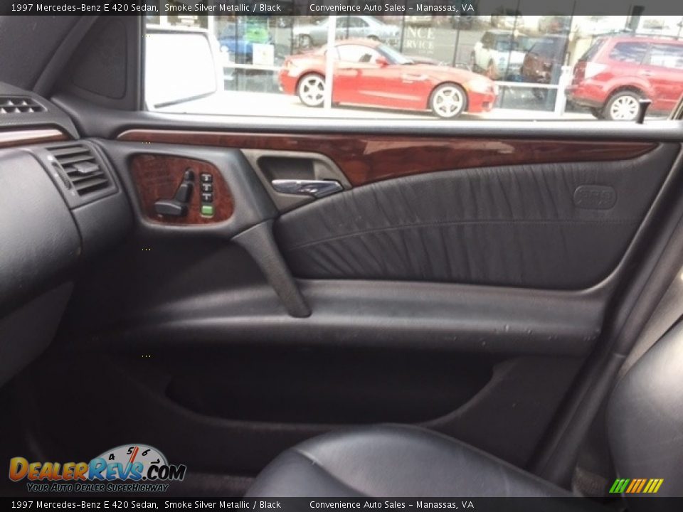 1997 Mercedes-Benz E 420 Sedan Smoke Silver Metallic / Black Photo #16