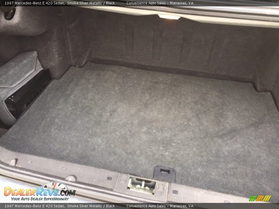 1997 Mercedes-Benz E 420 Sedan Smoke Silver Metallic / Black Photo #18