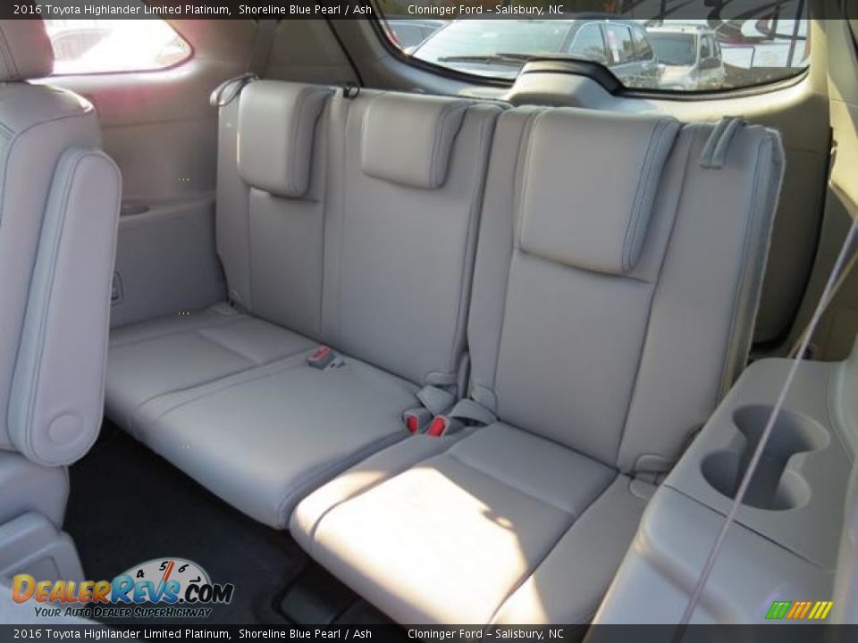 2016 Toyota Highlander Limited Platinum Shoreline Blue Pearl / Ash Photo #6
