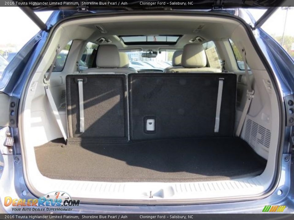 2016 Toyota Highlander Limited Platinum Shoreline Blue Pearl / Ash Photo #27
