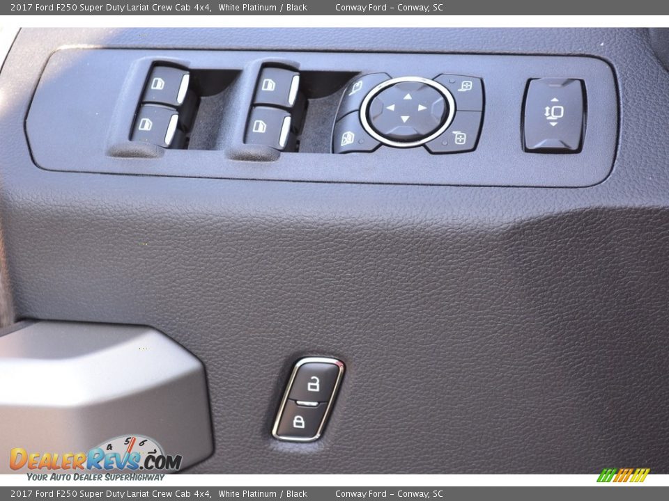 2017 Ford F250 Super Duty Lariat Crew Cab 4x4 White Platinum / Black Photo #23