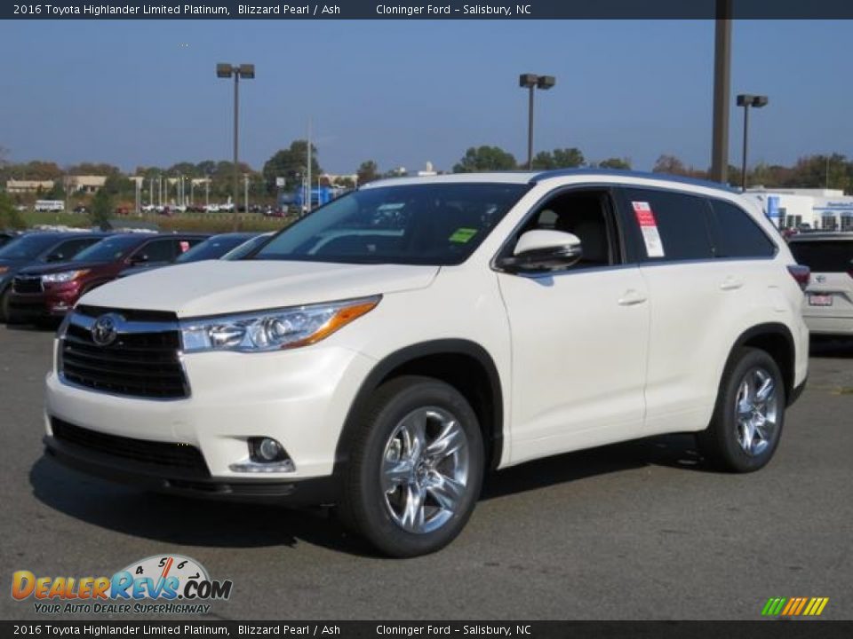 2016 Toyota Highlander Limited Platinum Blizzard Pearl / Ash Photo #3