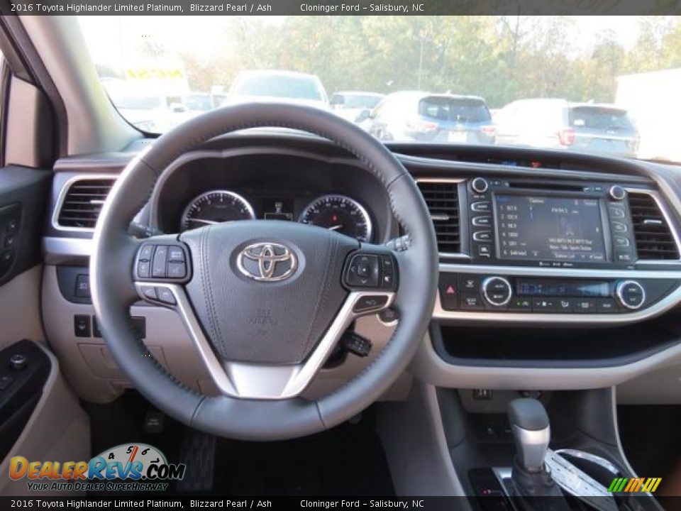 2016 Toyota Highlander Limited Platinum Blizzard Pearl / Ash Photo #5