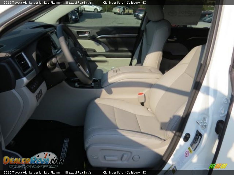 2016 Toyota Highlander Limited Platinum Blizzard Pearl / Ash Photo #9