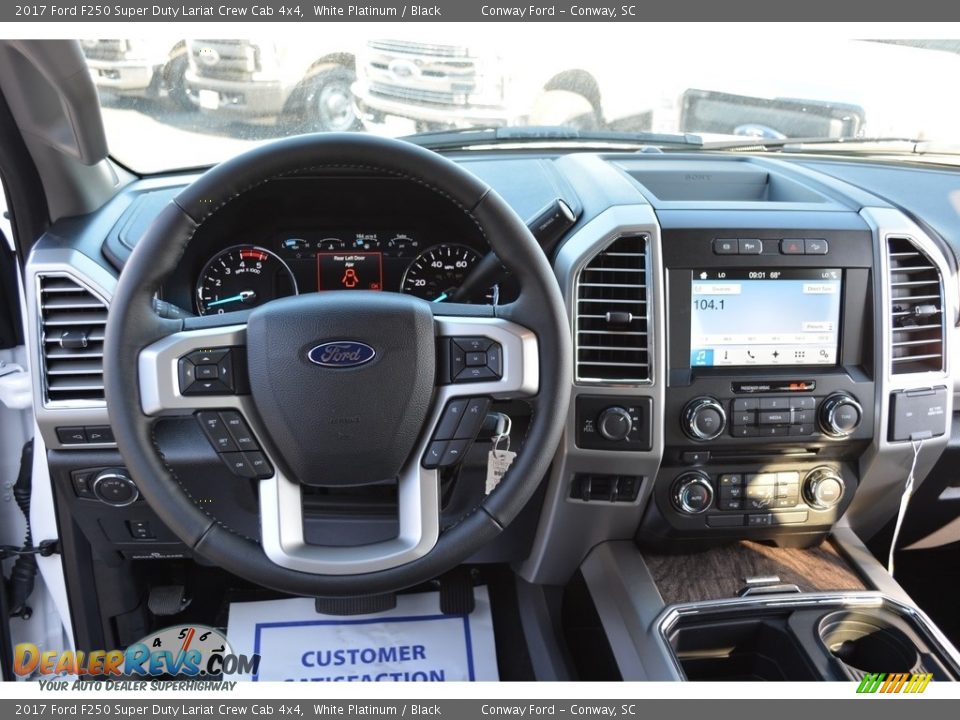 2017 Ford F250 Super Duty Lariat Crew Cab 4x4 White Platinum / Black Photo #18