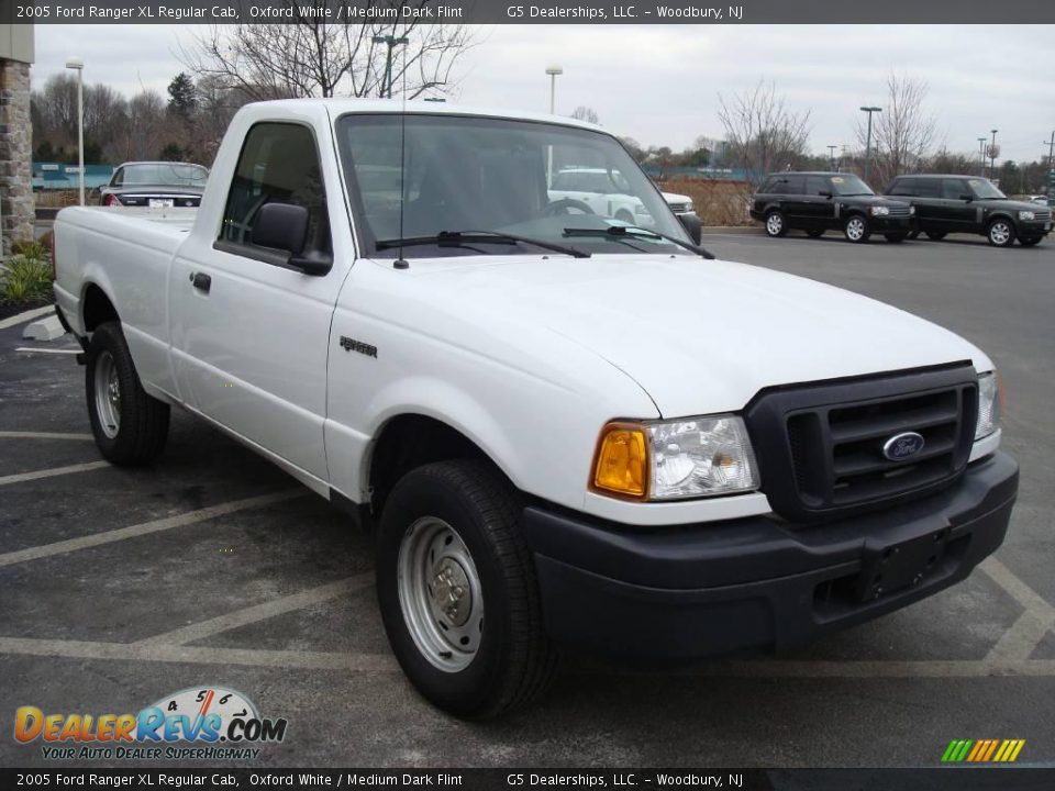 2005 Ford Ranger XL Regular Cab Oxford White / Medium Dark Flint Photo #5