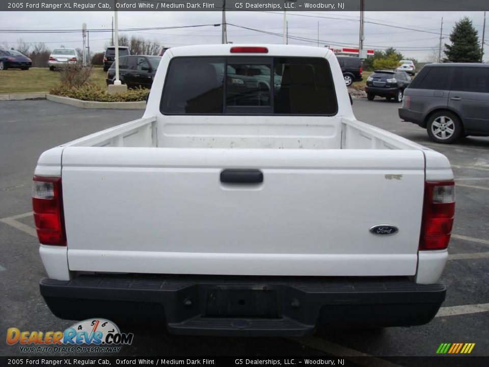 2005 Ford Ranger XL Regular Cab Oxford White / Medium Dark Flint Photo #8