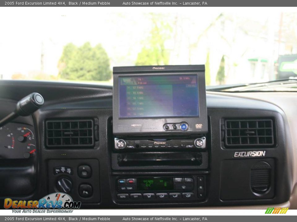 2005 Ford Excursion Limited 4X4 Black / Medium Pebble Photo #22