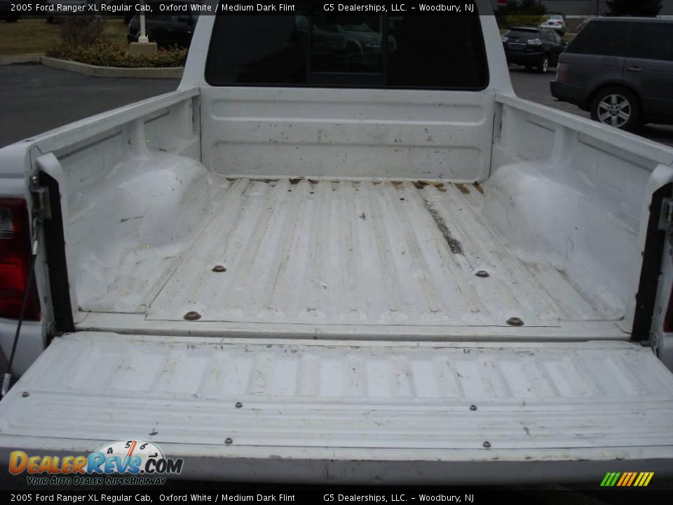 2005 Ford Ranger XL Regular Cab Oxford White / Medium Dark Flint Photo #16