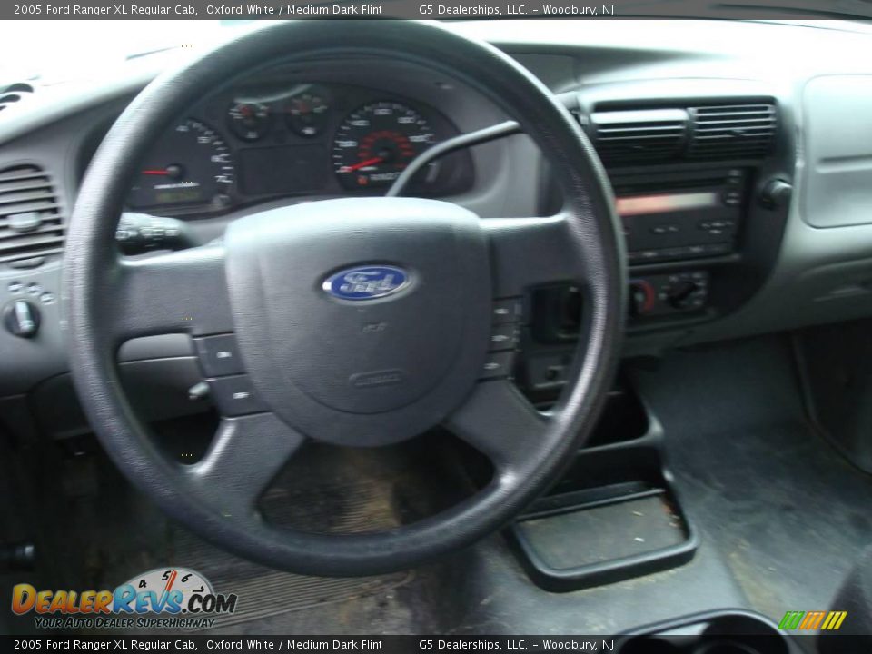 2005 Ford Ranger XL Regular Cab Oxford White / Medium Dark Flint Photo #21