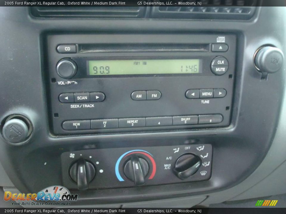 2005 Ford Ranger XL Regular Cab Oxford White / Medium Dark Flint Photo #22