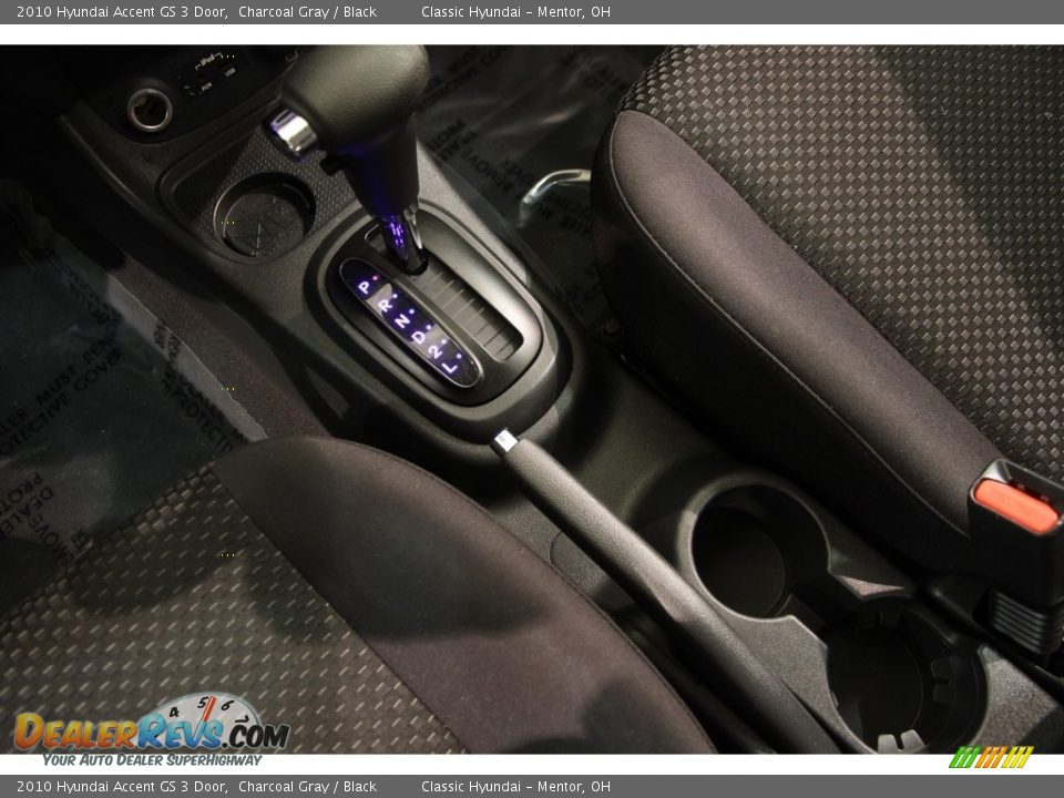 2010 Hyundai Accent GS 3 Door Charcoal Gray / Black Photo #10