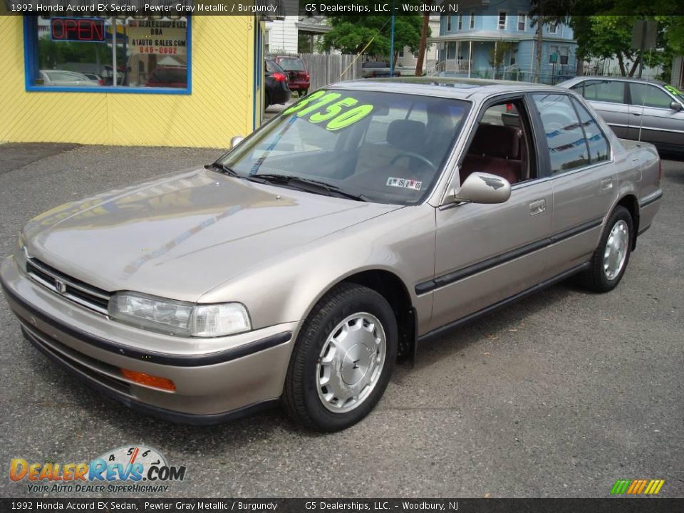 1992 Honda Accord EX Sedan Pewter Gray Metallic / Burgundy Photo #1