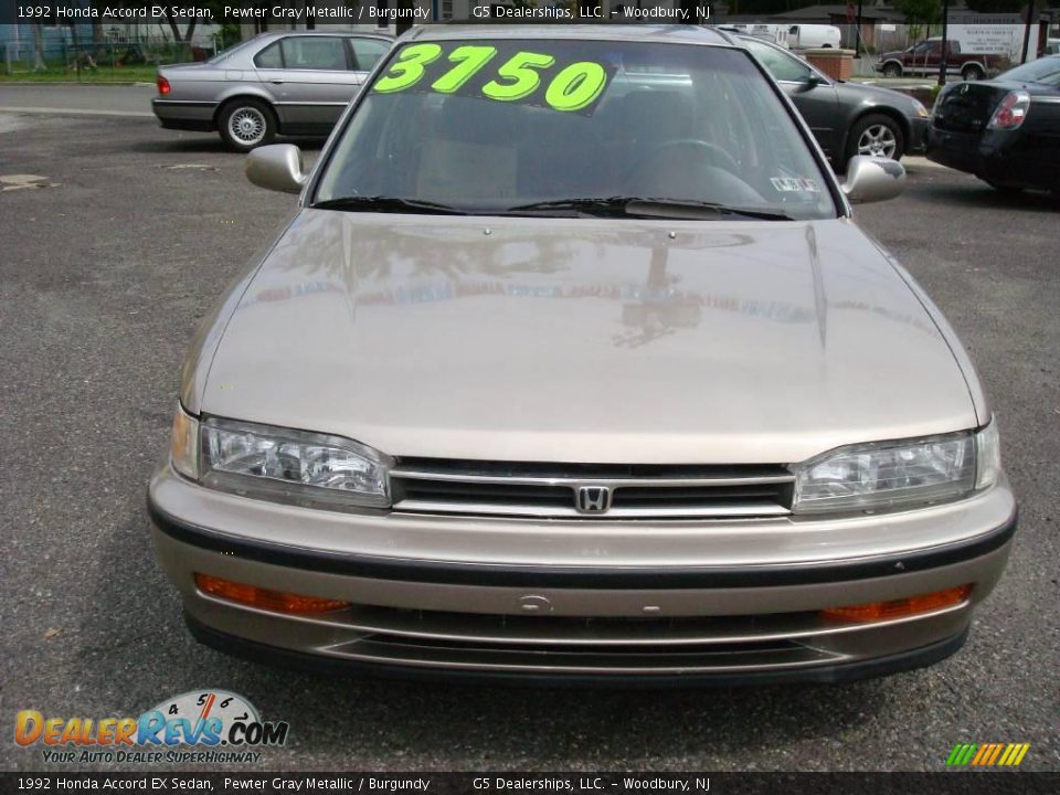 1992 Honda Accord EX Sedan Pewter Gray Metallic / Burgundy Photo #2