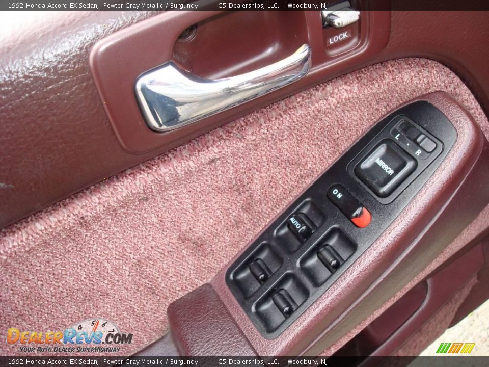 1992 Honda Accord EX Sedan Pewter Gray Metallic / Burgundy Photo #12