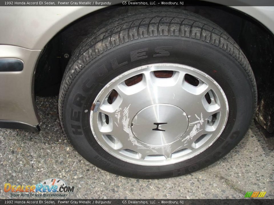 1992 Honda Accord EX Sedan Pewter Gray Metallic / Burgundy Photo #18