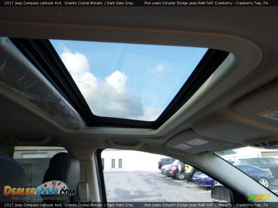 2017 Jeep Compass Latitude 4x4 Granite Crystal Metallic / Dark Slate Gray Photo #10