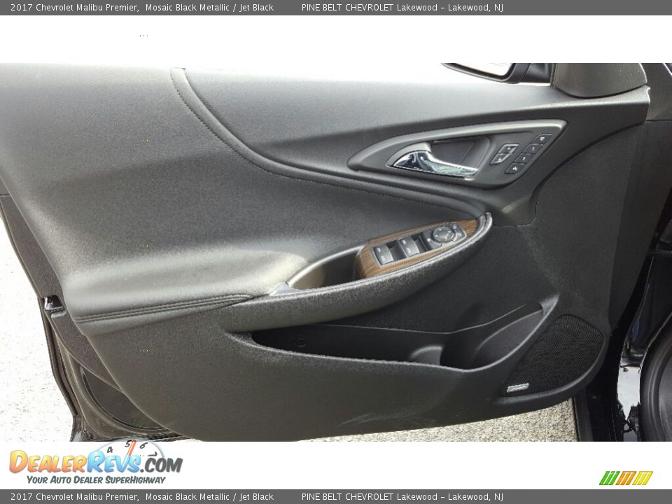 Door Panel of 2017 Chevrolet Malibu Premier Photo #6