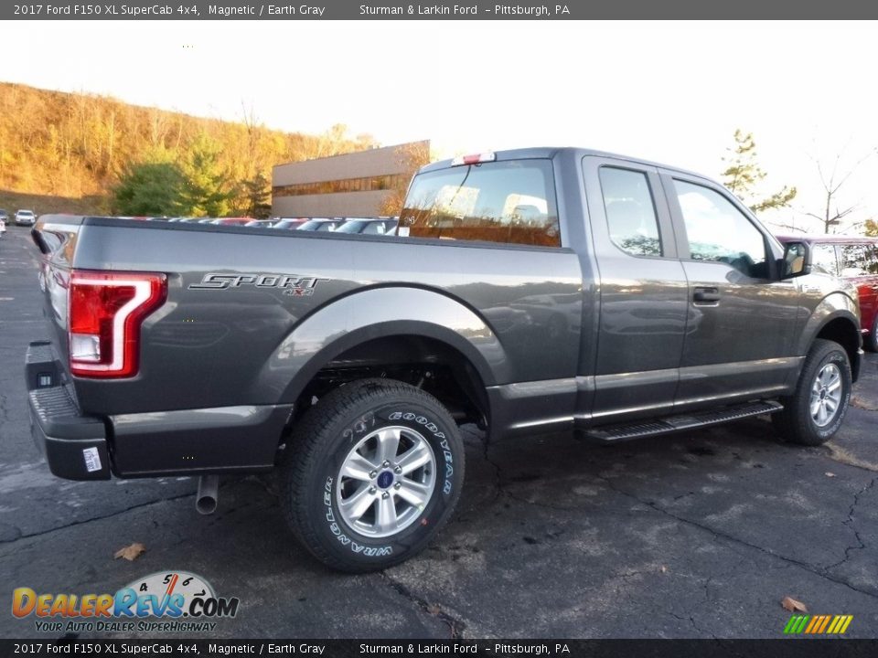 2017 Ford F150 XL SuperCab 4x4 Magnetic / Earth Gray Photo #2
