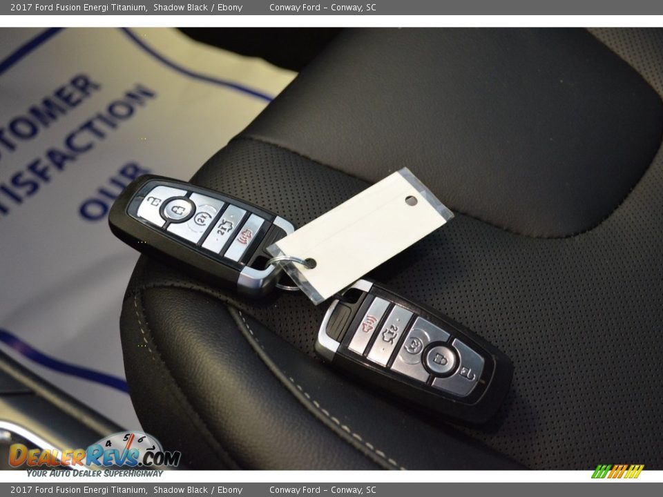 Keys of 2017 Ford Fusion Energi Titanium Photo #30