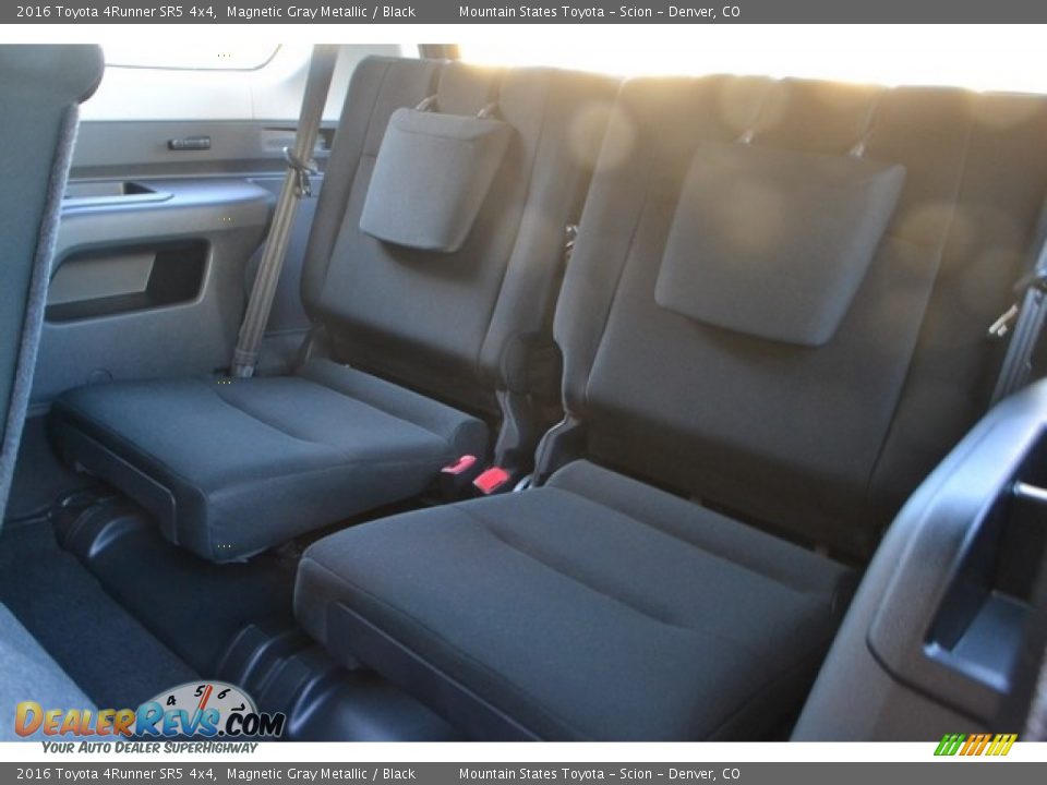 2016 Toyota 4Runner SR5 4x4 Magnetic Gray Metallic / Black Photo #8