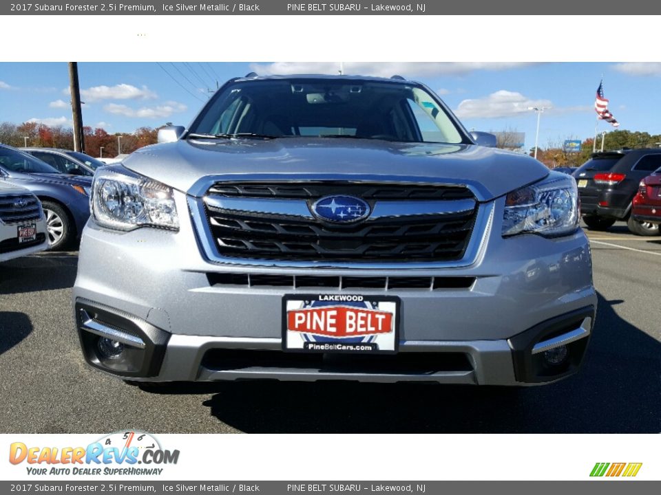 2017 Subaru Forester 2.5i Premium Ice Silver Metallic / Black Photo #2