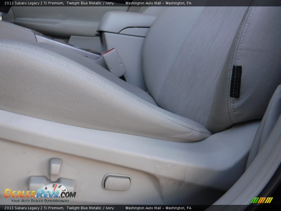 2013 Subaru Legacy 2.5i Premium Twilight Blue Metallic / Ivory Photo #13