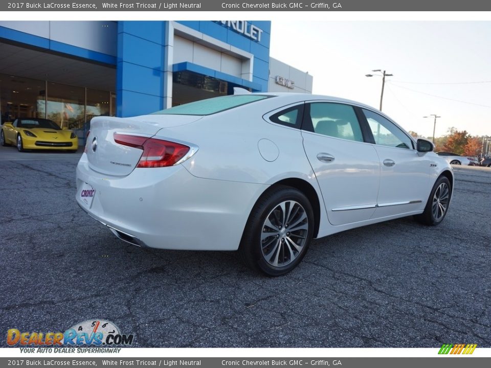 2017 Buick LaCrosse Essence White Frost Tricoat / Light Neutral Photo #7