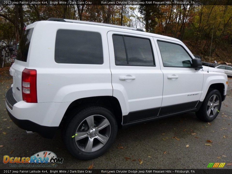 2017 Jeep Patriot Latitude 4x4 Bright White / Dark Slate Gray Photo #5