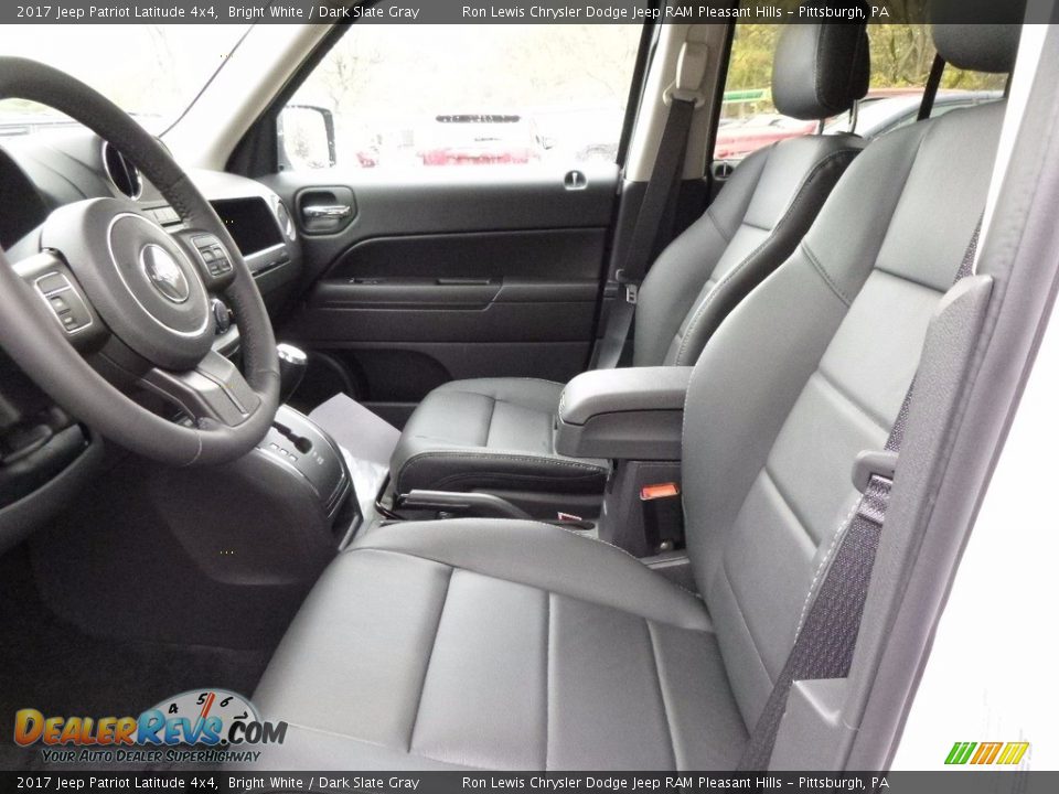 2017 Jeep Patriot Latitude 4x4 Bright White / Dark Slate Gray Photo #10