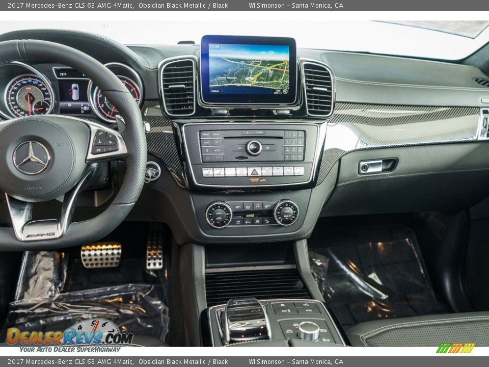 Dashboard of 2017 Mercedes-Benz GLS 63 AMG 4Matic Photo #8