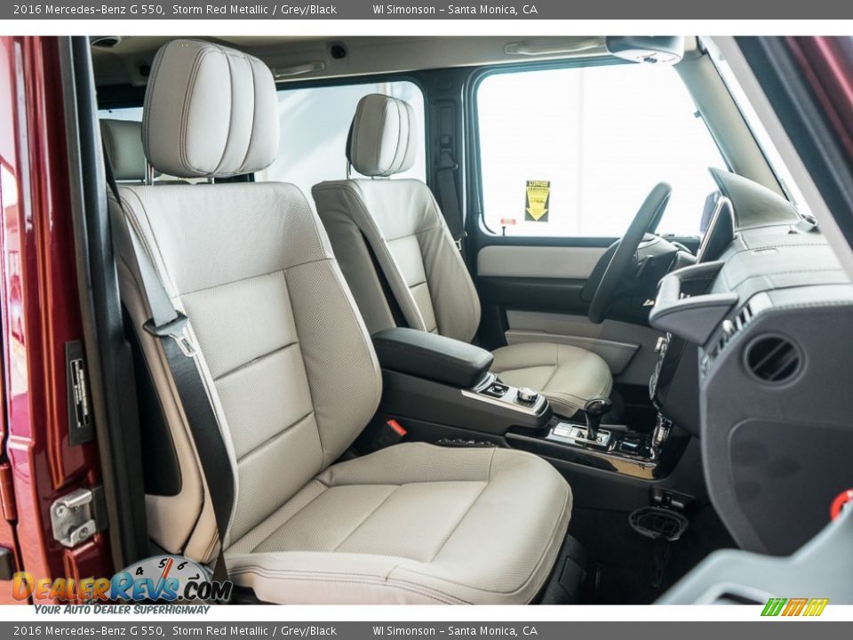 Grey/Black Interior - 2016 Mercedes-Benz G 550 Photo #2