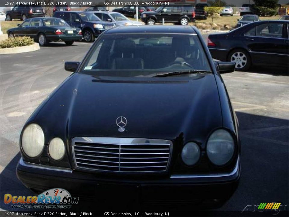 1997 Mercedes-Benz E 320 Sedan Black / Black Photo #3
