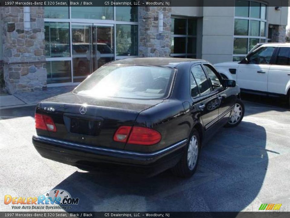 1997 Mercedes-Benz E 320 Sedan Black / Black Photo #4