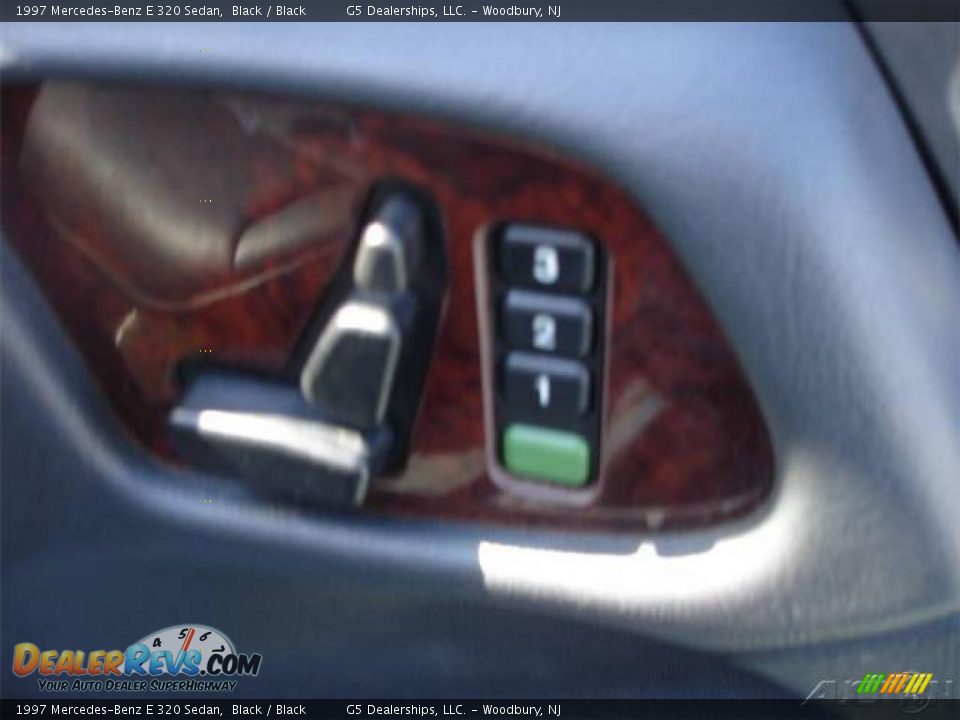 1997 Mercedes-Benz E 320 Sedan Black / Black Photo #14