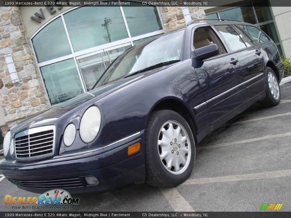 1999 Mercedes-Benz E 320 4Matic Wagon Midnight Blue / Parchment Photo #3