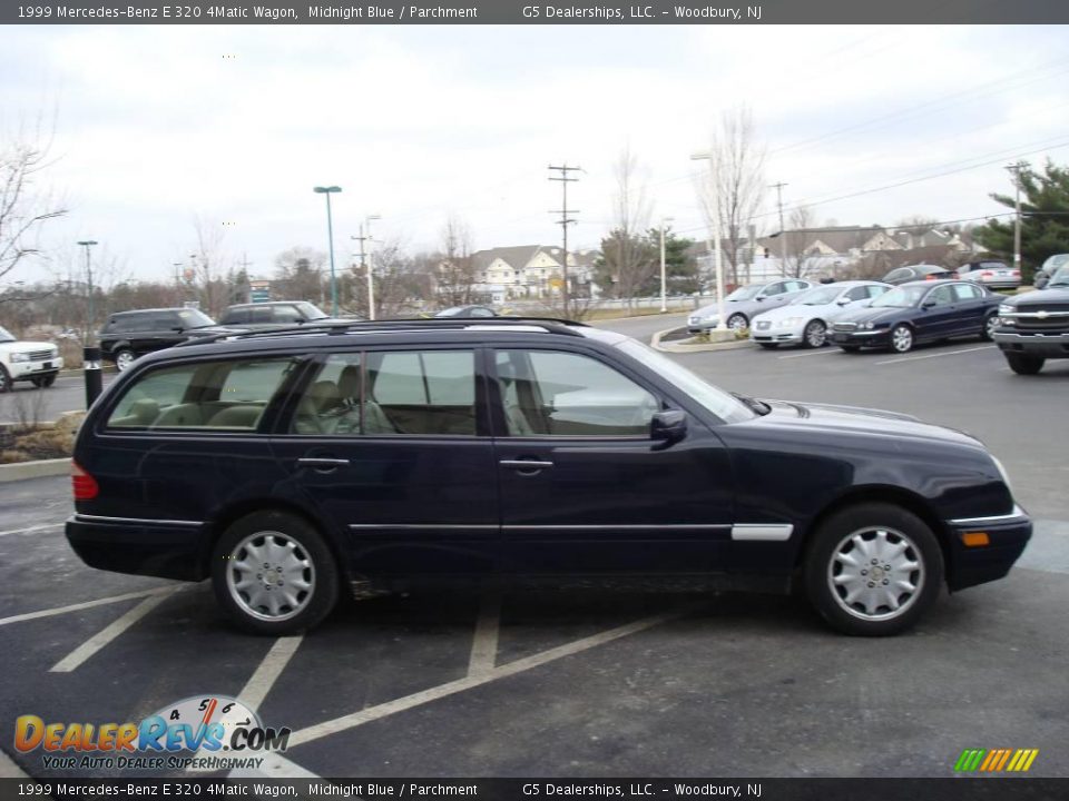 1999 Mercedes-Benz E 320 4Matic Wagon Midnight Blue / Parchment Photo #6