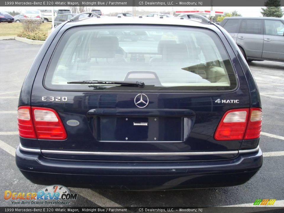 1999 Mercedes-Benz E 320 4Matic Wagon Midnight Blue / Parchment Photo #8