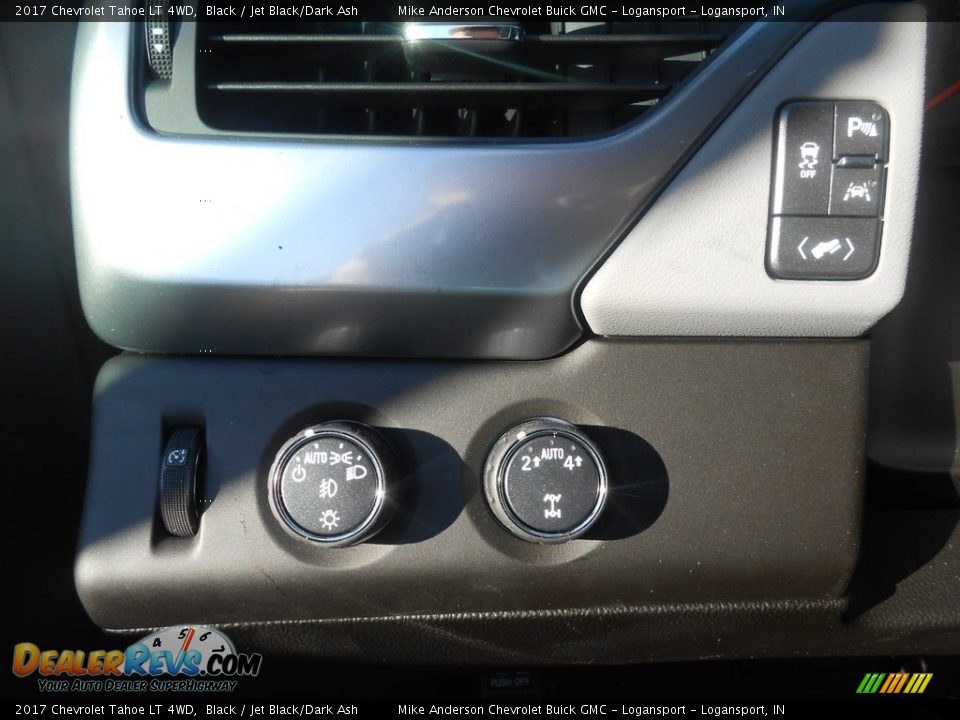 Controls of 2017 Chevrolet Tahoe LT 4WD Photo #11