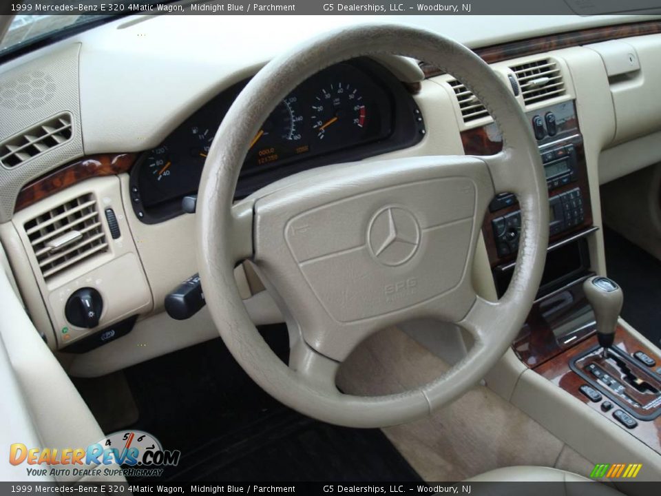 1999 Mercedes-Benz E 320 4Matic Wagon Midnight Blue / Parchment Photo #11