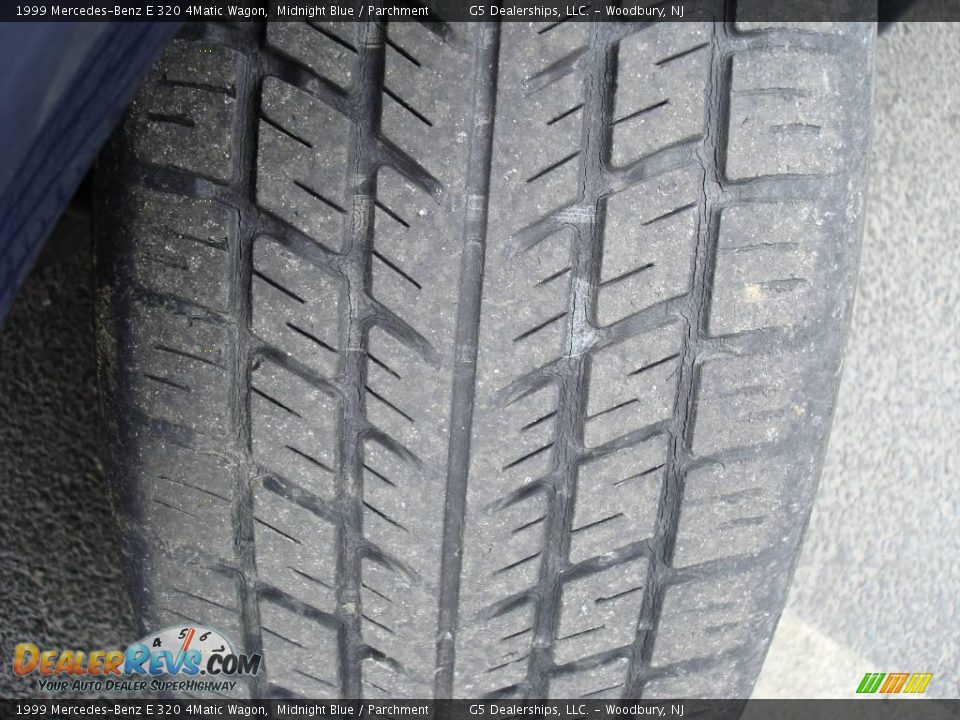 1999 Mercedes-Benz E 320 4Matic Wagon Midnight Blue / Parchment Photo #21
