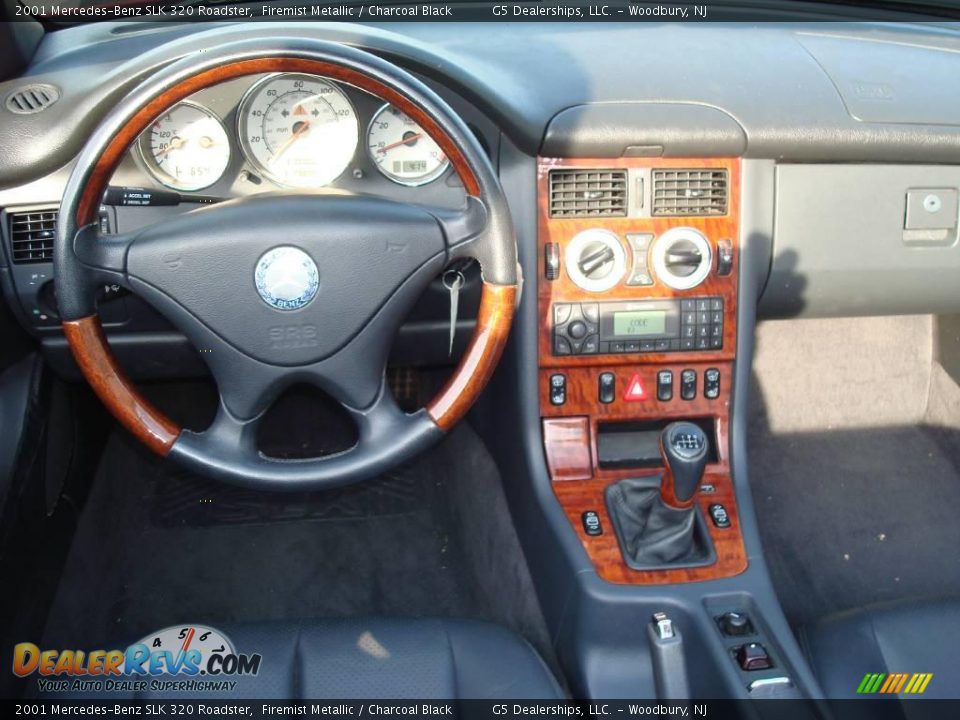 2001 Mercedes-Benz SLK 320 Roadster Firemist Metallic / Charcoal Black Photo #20