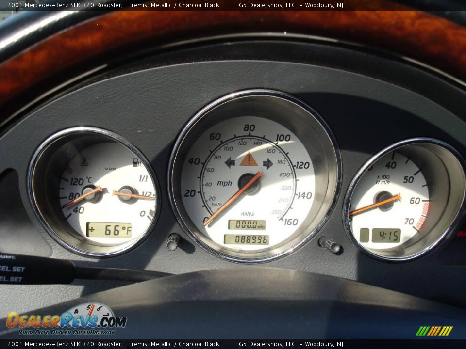 2001 Mercedes-Benz SLK 320 Roadster Firemist Metallic / Charcoal Black Photo #24